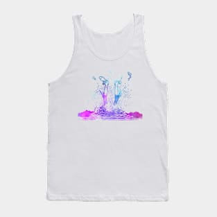 Head In Water In Agate Tank Top